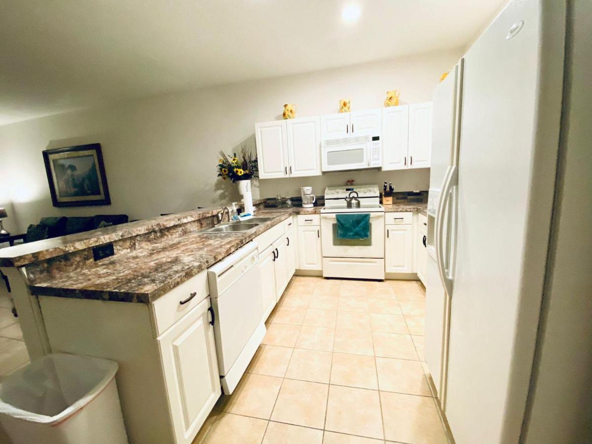 Huge Screened Patio That Overlooks Lake Buck, Near Famous Attractions!! Orlando Exterior foto